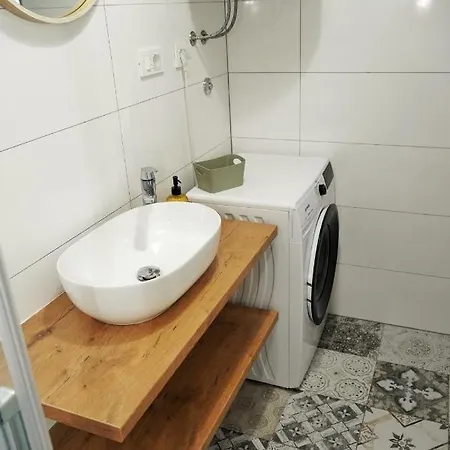 Apartman Rita אימוטסקי
